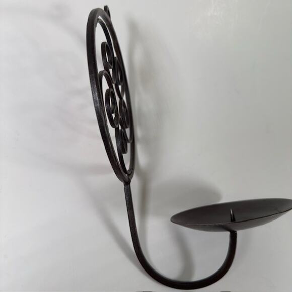 Wrought Iron Single Candle Black Wall Sconce Gothic Spiral Metal Candelabra - Picture 3 of 10